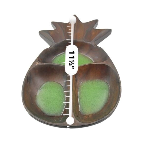 Monkey Wood Pineapple with green enamel accent - Picture 4 of 7